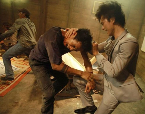 Vì sao Đường Đua lọt cửa kiểm duyệt? - 2