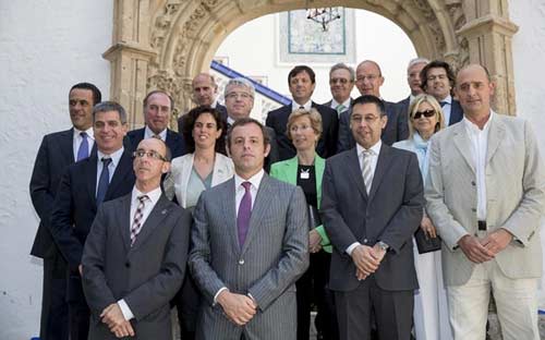 "Chiến tranh" Pep-Barca: Im lặng là vàng - 2