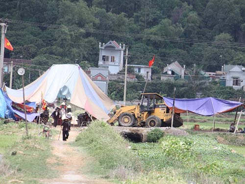 Hải Dương: Khí độc bủa vây người dân - 1