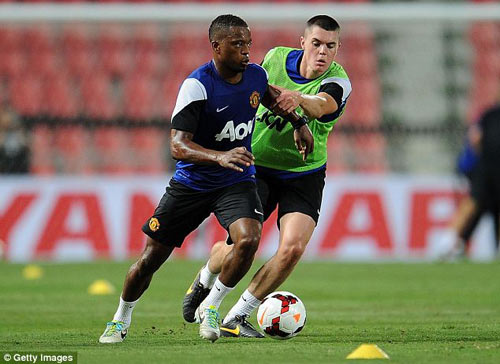 Moyes hành xử giống Ferguson - 7