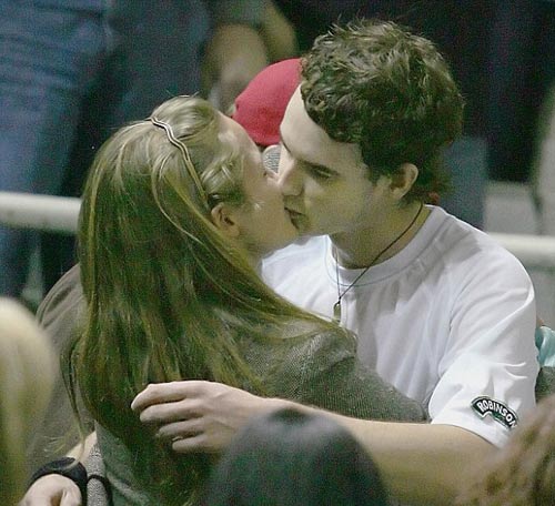 Murray “sống thử” nhưng chưa thích cưới - 3