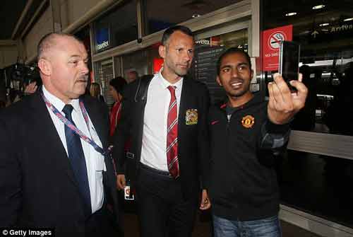 MU đổ bộ xuống Australia - 3