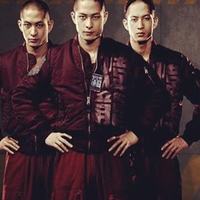 - Phim của anh em sinh 3 gốc Việt đại thắng