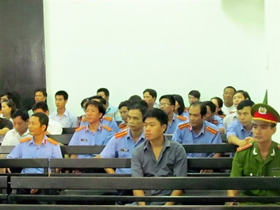 Xử vụ nổ mìn mưu sát GĐ Công an Khánh Hòa - 2