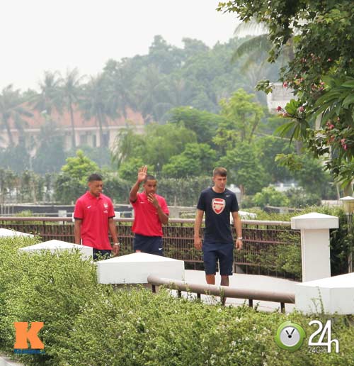 Fan Việt khiến Arsenal "thót tim" - 5