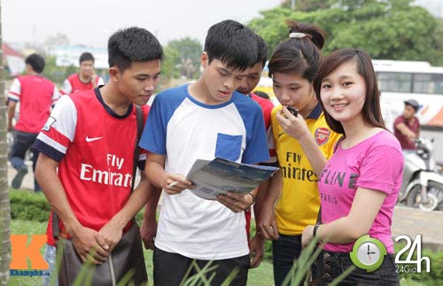Arsenal tung áo và khuấy đảo Mỹ Đình - 1