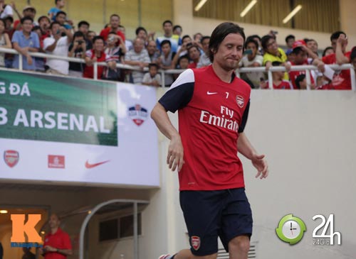 Arsenal tung áo và khuấy đảo Mỹ Đình - 9