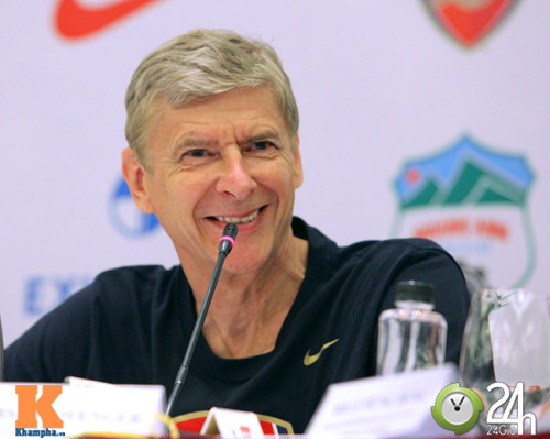 "1001" cảm xúc của HLV Wenger ở Hà Nội - 14