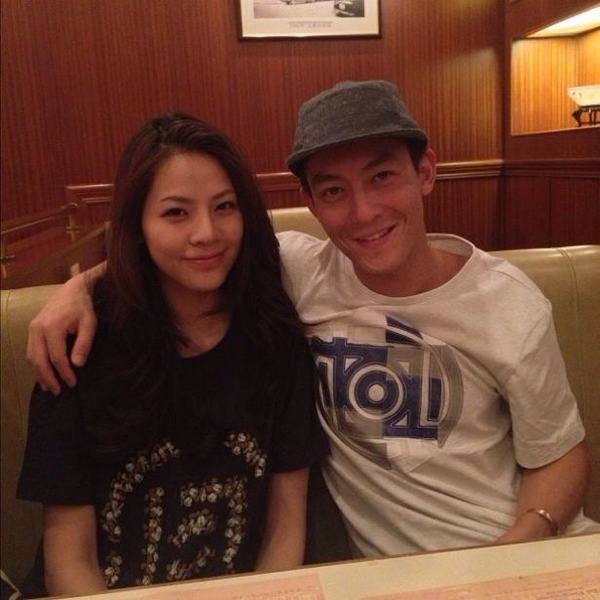 Quán Hy tiều tụy hát bar quê 1,7 tỷ/đêm - 5