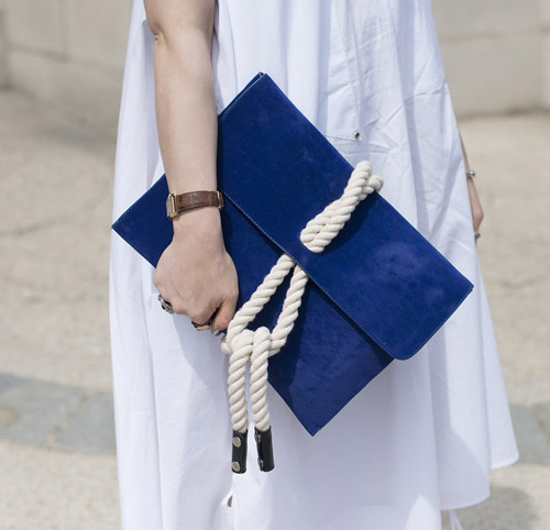 "Ngẫu hứng phố" với clutch cùng tín đồ - 12