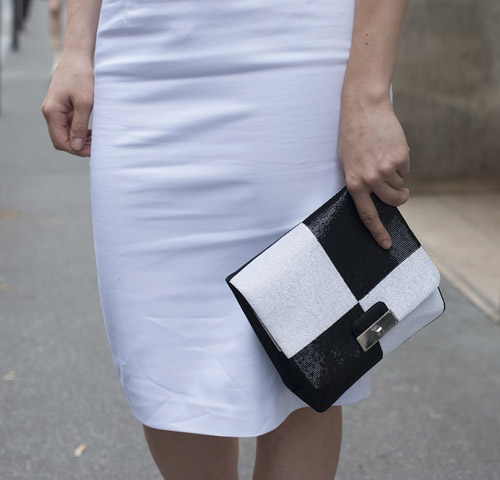 "Ngẫu hứng phố" với clutch cùng tín đồ - 7