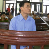 Pháp luật - Nguyên thiếu tá CSGT kháng cáo tội hiếp dâm