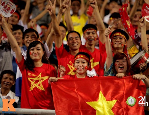 Giao hữu VN-Arsenal: Những CĐV đặc biệt - 15