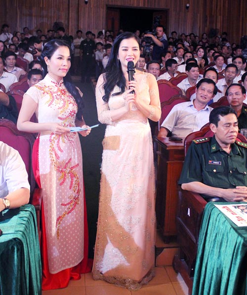 Lý Nhã Kỳ góp 1 tỷ xây dựng nông thôn mới - 4