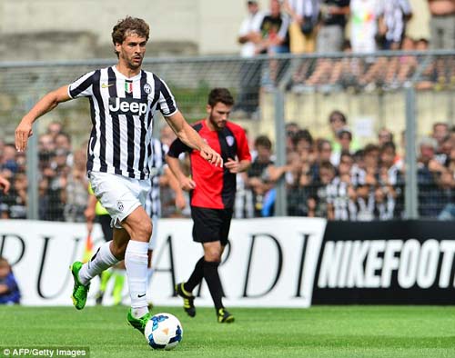 Juventus - Val D`Aosta: Tevez nổ súng - 6