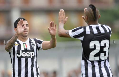 Juventus - Val D`Aosta: Tevez nổ súng - 5