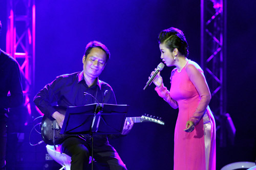 Nổi da gà với Mỹ Linh, Hồng Nhung - 2