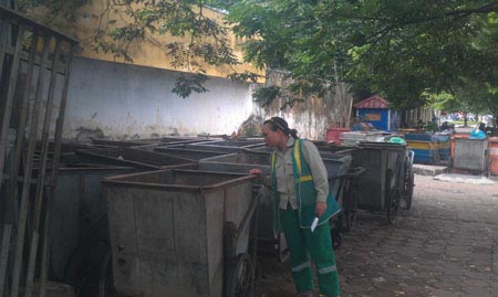 Buốt lòng bãi rác thành "nghĩa địa" thai nhi - 1