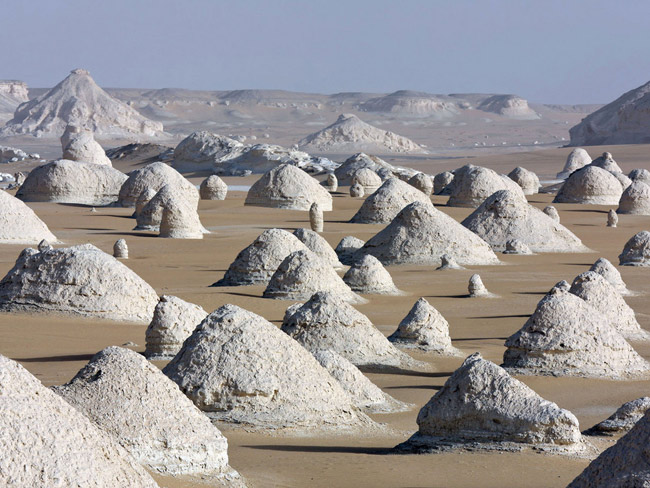 Sa mạc trắng ở miền Tây Ai Cập