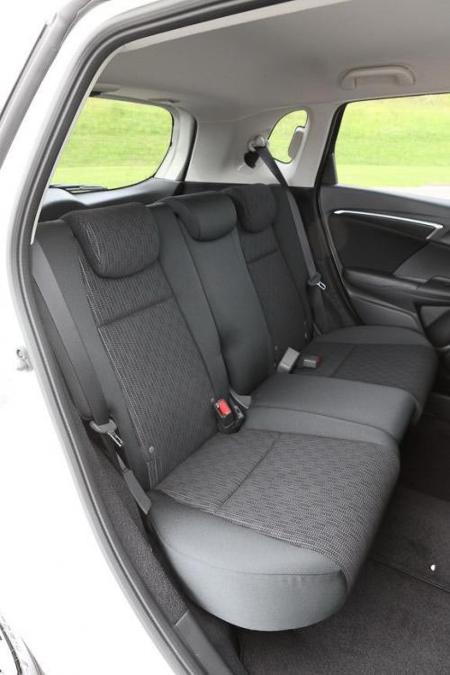 Honda Fit 2014 chỉ chạy 2,7 lít/100km - 14