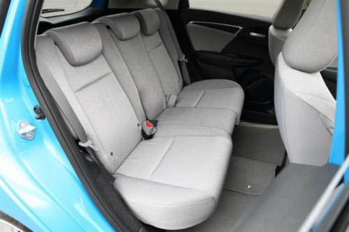 Honda Fit 2014 chỉ chạy 2,7 lít/100km - 10
