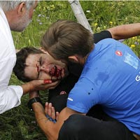 Thể thao - Tai nạn "máu me" nhất Tour de France 2013