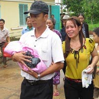 Tin tức trong ngày - 3 trẻ chết sau tiêm: Hồi hộp chờ nguyên nhân