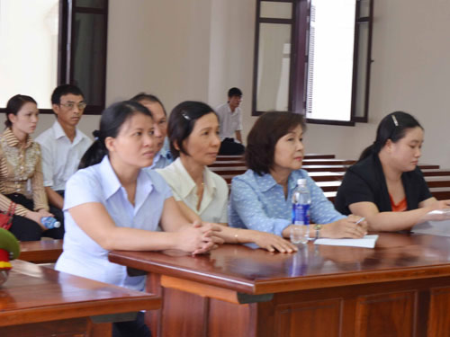 Xử 2 "siêu trộm": Bị cáo xin được ngồi vì mệt - 2