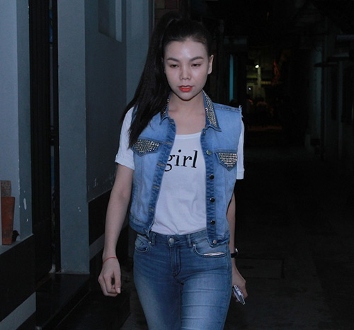 Sao Việt viếng Wanbi trong đêm - 6