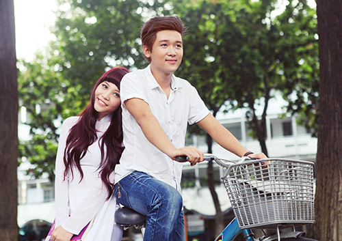 Đàm Thu Trang tinh khôi áo dài trắng - 11