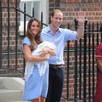 Tin tức trong ngày - Tiểu Hoàng tử Anh "ra mắt" công chúng