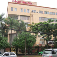 Pháp luật - Bắt 4 cán bộ ngân hàng đánh bạc tại trụ sở