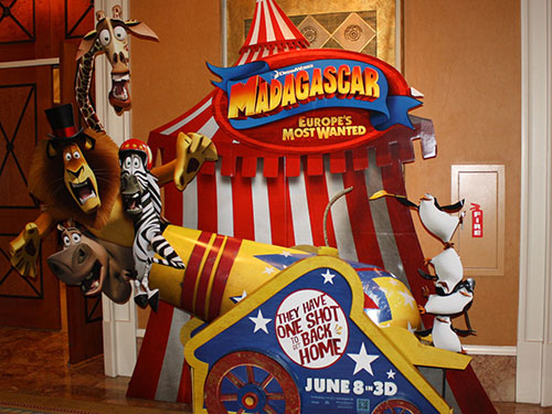 Trailer phim: Madagascar 3: Europe's Most Wanted - 2