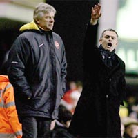 Bóng đá - Mou hứa không “khẩu chiến” với Wenger