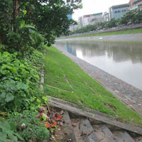 Tin tức trong ngày - Ngã sông Tô Lịch, công nhân môi trường tử vong