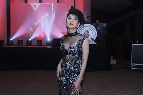 Ngượng với Lâm Chí Khanh! - 4