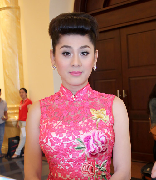 Sao Việt hát về Đạo làm con - 1