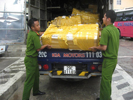 Cá trắm lậu: Người nuôi thủy sản thêm khó - 1