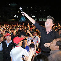 Ca nhạc - MTV - Mr Đàm cháy cùng 10.000 khán giả