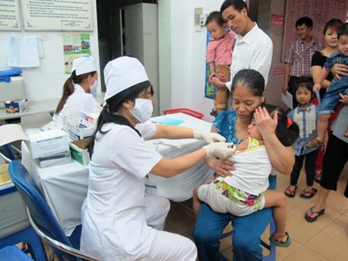 Trẻ chết sau tiêm: Đừng đổ trách nhiệm - 2