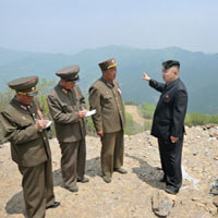 Tin tức trong ngày - Lở đất tàn phá "giấc mơ" của Kim Jong-un