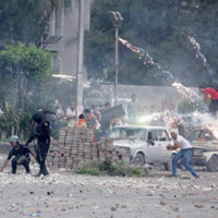 Tin tức trong ngày - Ai Cập "bật đèn xanh" cho đàn áp biểu tình