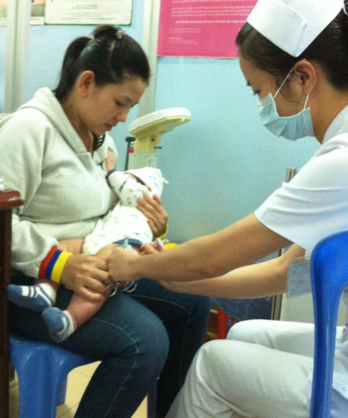 Khánh Hòa: Tạm dừng tiêm vắc-xin viêm gan B - 1