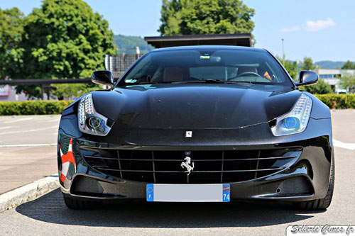 Lamborghini Gallardo đọ dáng bên mô tô khủng - 10