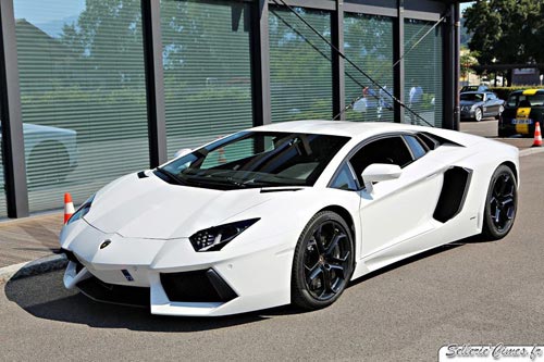 Lamborghini Gallardo đọ dáng bên mô tô khủng - 7