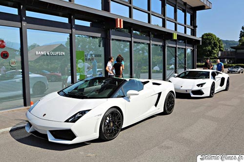 Lamborghini Gallardo đọ dáng bên mô tô khủng - 5