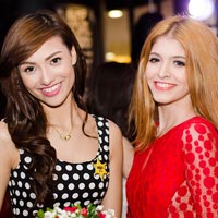 Người mẫu - Hoa hậu - Andrea, Hồng Quế thân thiết không rời