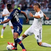 Bóng đá - LA Galaxy - Real: Benzema lập cú đúp