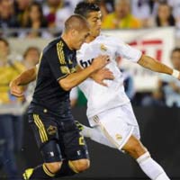 Bóng đá - Video: Ronaldo vô duyên trên đất Mỹ