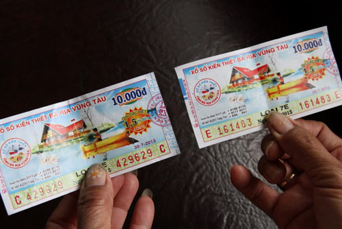 Đà Lạt: Nhiều người “khóc ròng” vì vé số giả - 2